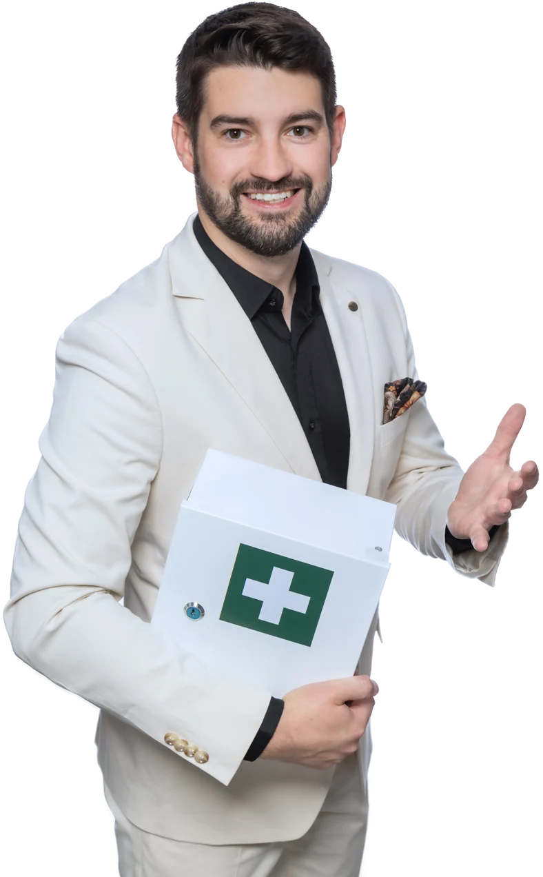 Ekspert Biznes Medical z apteczką w ręku